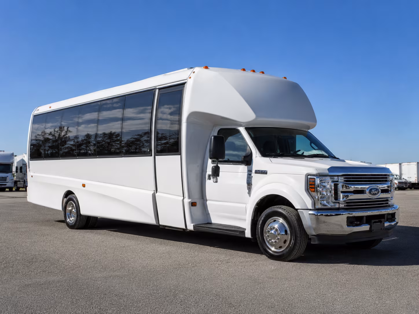 Pembroke Pines Airport Shuttle & Transportation party bus exterior