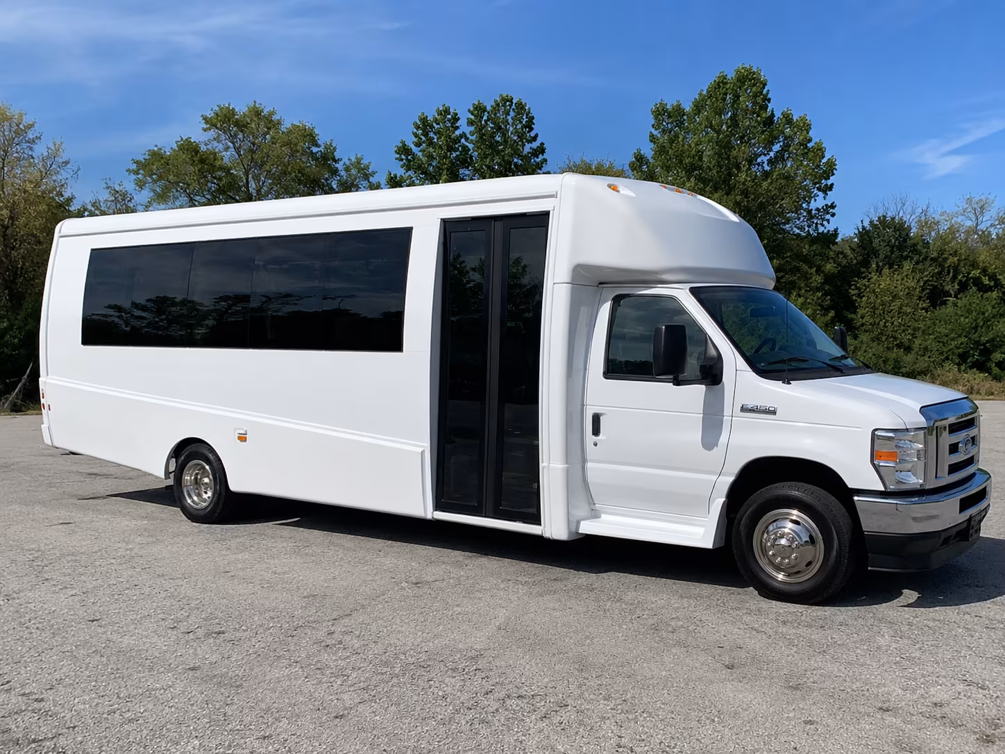 Pembroke Pines Winery Tour & Pub Crawl Transportation party bus exterior